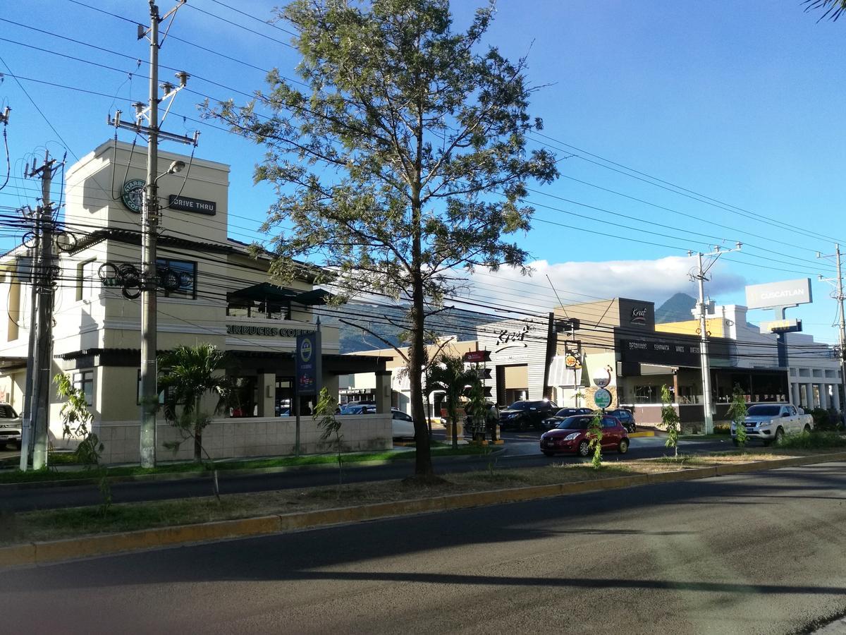 Hotel Boutique Valverde Santa Elena San Salvador Eksteriør billede